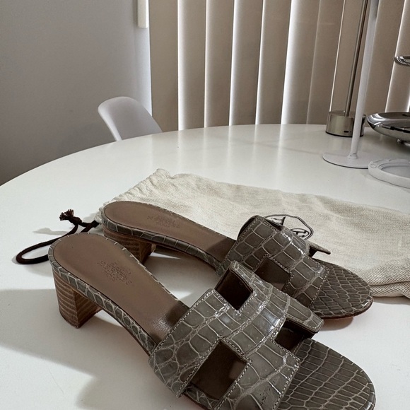 Hermès Oasis H Sandal Heels – Croc Embossed Leather – Size 36 - Picture 2 of 3